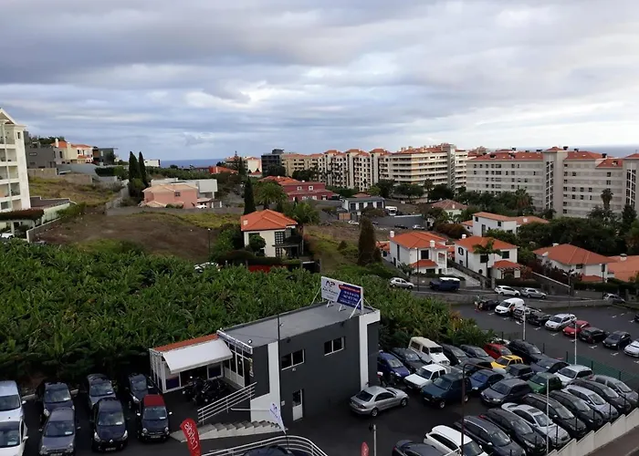 Elegant Apartment With Sea Views By Trip2Portugal